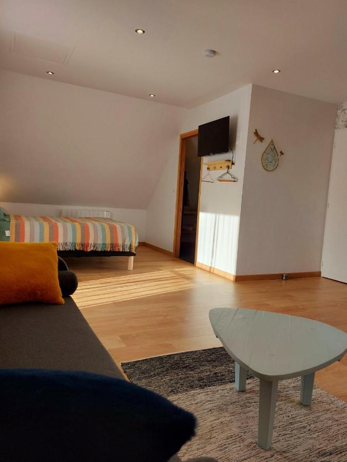 La Chambre Du Valois Cuvergnon Exteriör bild